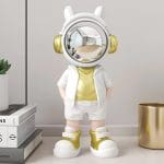 figurine astronaute